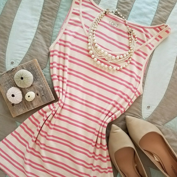 LOFT Tops - LOFT scoop neck  summer striped tank top
